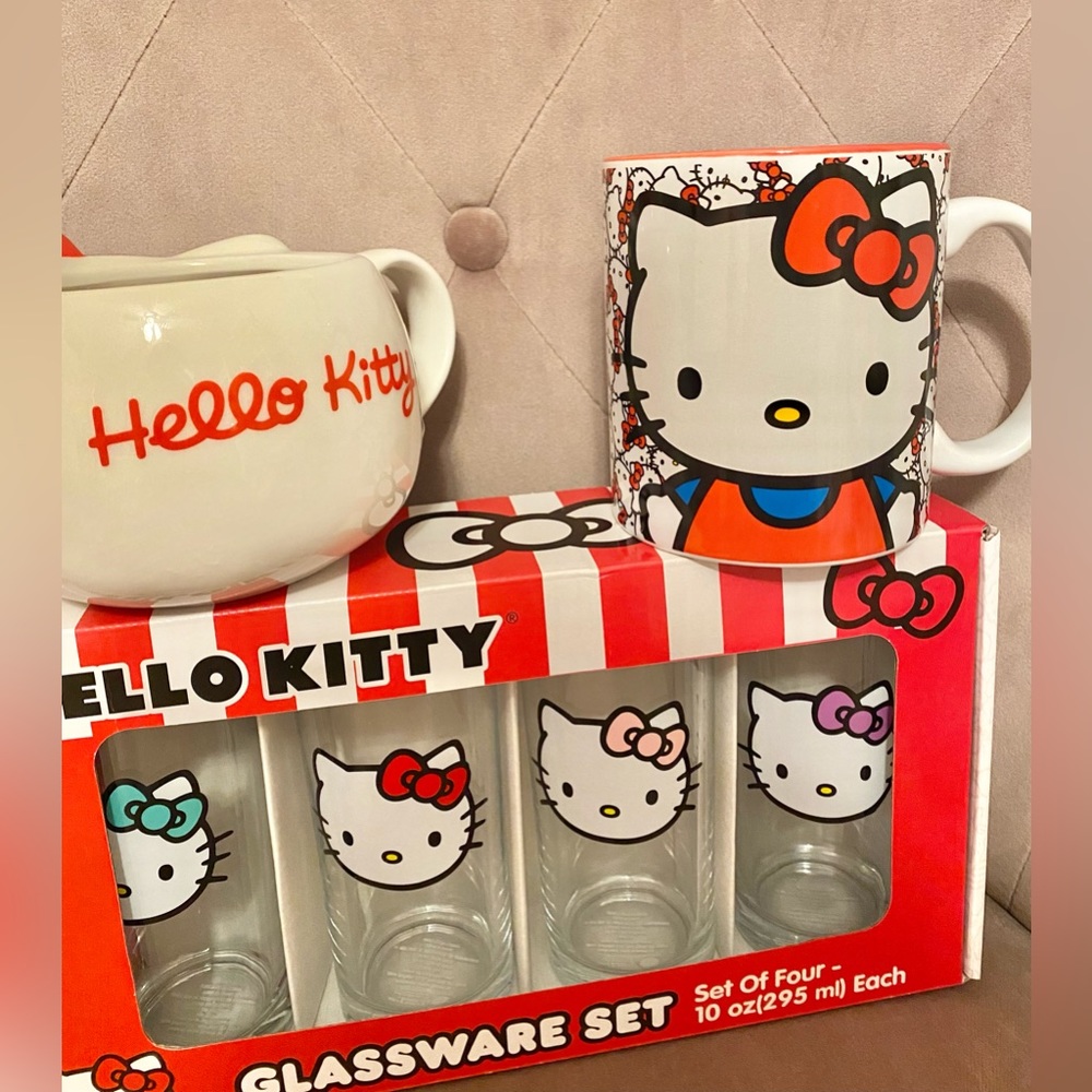 Hello Kitty - Picture 6 of 10